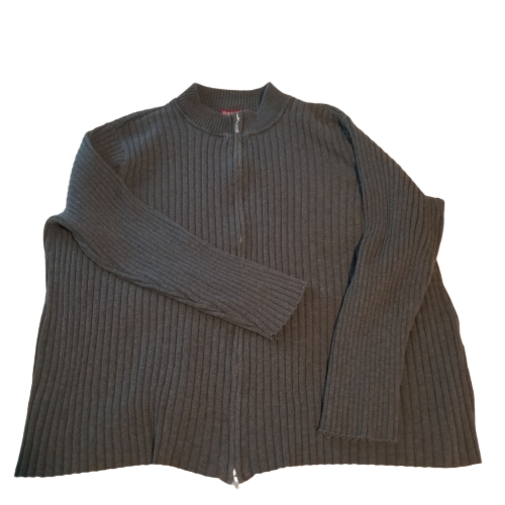Cable Knitt Zip Up Mock Neck Sweater